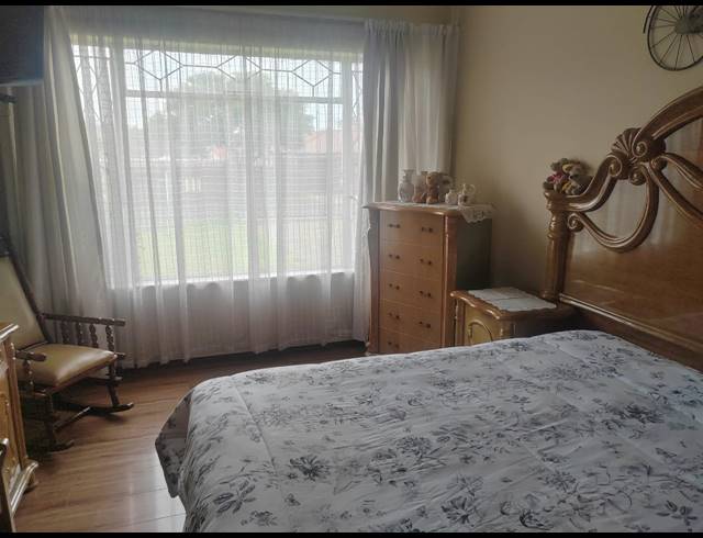 3 BEDROOM FREESTANDING FOR SALE IN FREEWAY PARK